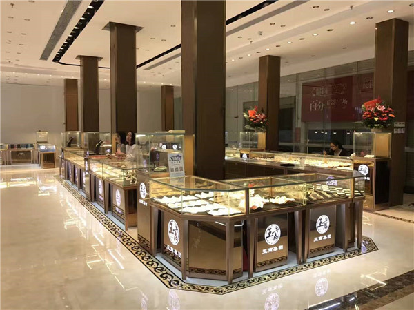 玻璃玉器珠寶展示柜—玉商集團(tuán)：揭陽(yáng)玉器市場(chǎng)